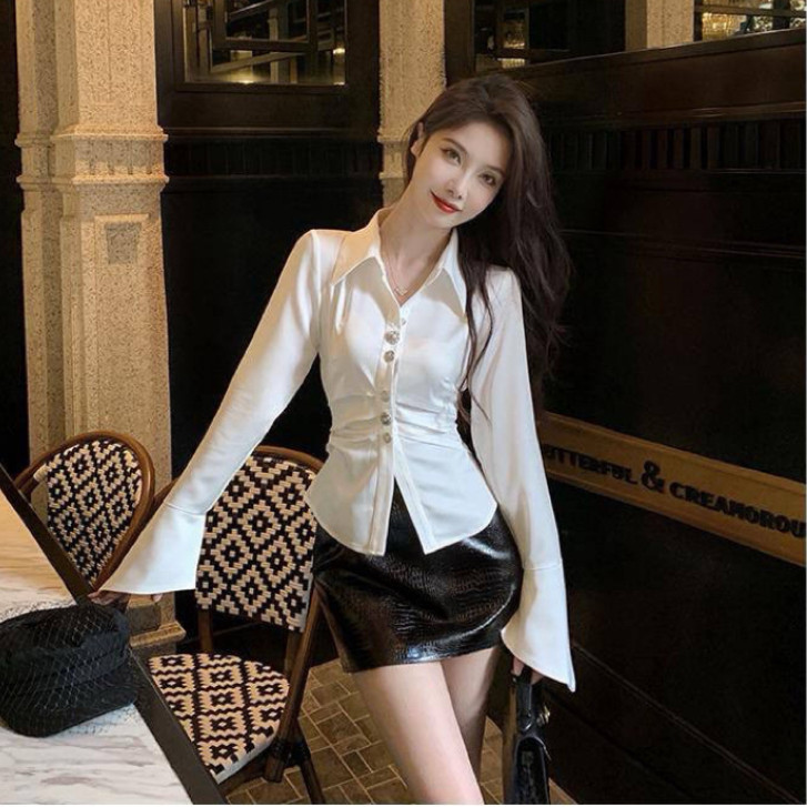 ข ฝรั่งเศสมืออาชีพผู้หญิงแขนยาวเสื้อเชิ้ตสีขาวนุ่มคอปกโปโลเอวผิดปกติแขนแตร
