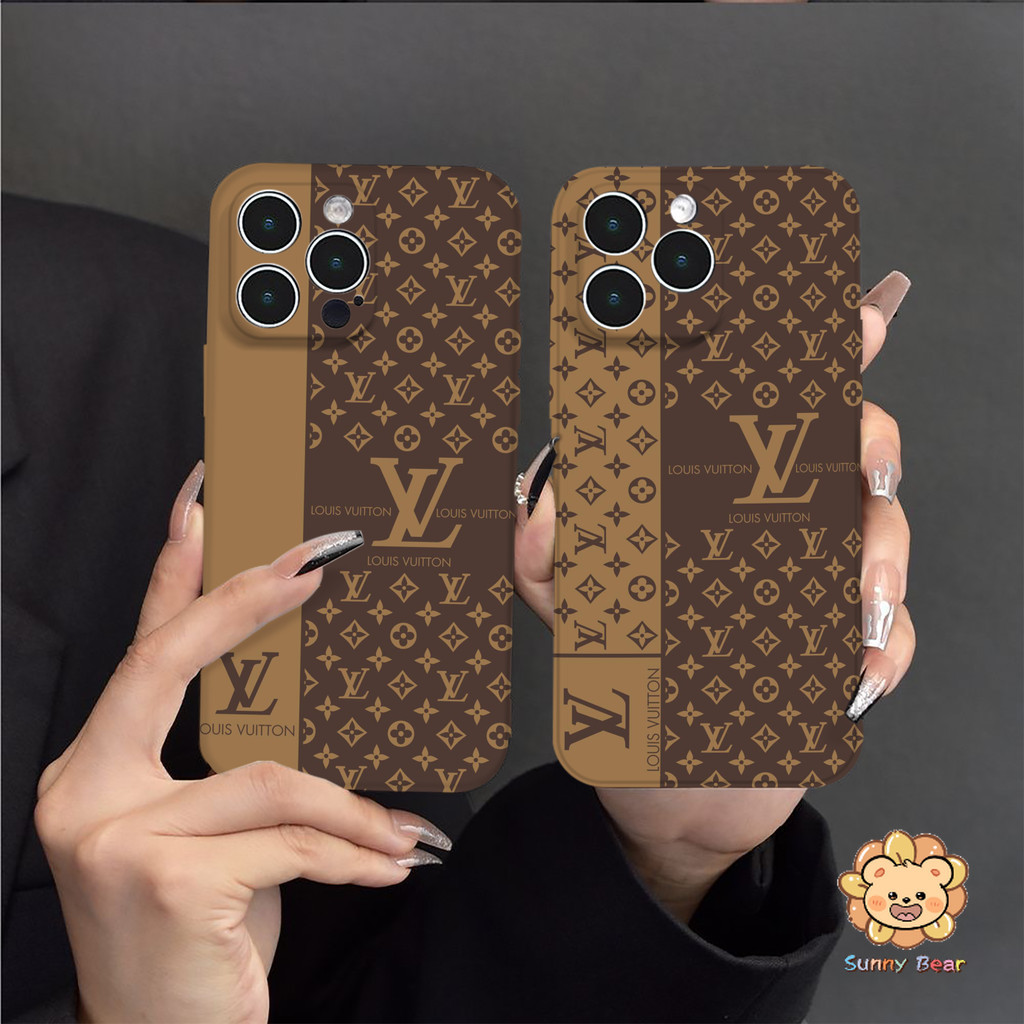 เคสโทรศัพท์iPhone 16 Pro Maxแบรนด์แฟชั่น LVซิลิโคนเหลวโทรศัพท์มือถือกรณีfull-bodyป้องกันกันกระแทกtpuยางนุ่มสําหรับiphone 16 Pro Max 7plus 11 14 15 12 13 Pro Max 7 8 Plus XR XS