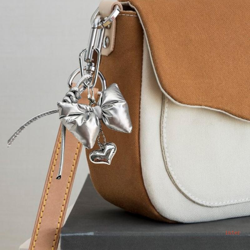 Inter Unique Heart Bows พวงกุญแจจี้สําหรับกระเป๋าและโทรศัพท์ชุดมีสไตล์ Gifting Adding Charm พร้อมหนังนุ่ม Des