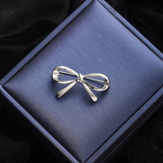 Anti-glare Bow Tie เข็มกลัด Hypoallergenic อุปกรณ์เสริมผู้หญิง Fixed Collar Pin หรูหรา Niche Design Workplace ชุดจัดเลี้ยงตกแต่ง