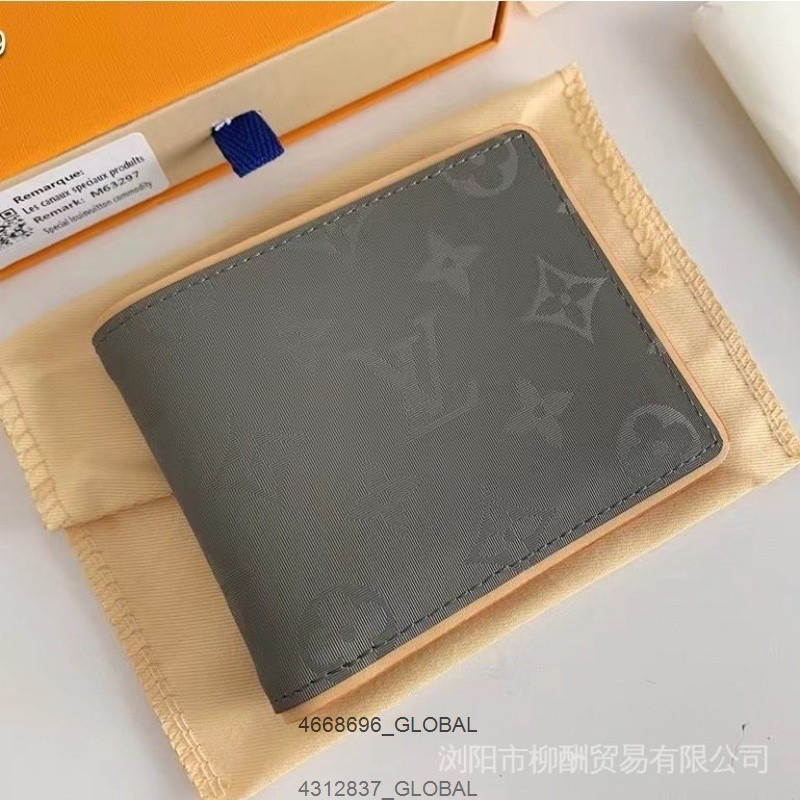 กระเป๋าเดินทาง 9.0 x กระเป๋าสตางค์หนังวัว (พร้อมกล่อง) หนัง (พร้อมกล่อง) ยี่ห้อ 1.5cm Bi-fold Short 