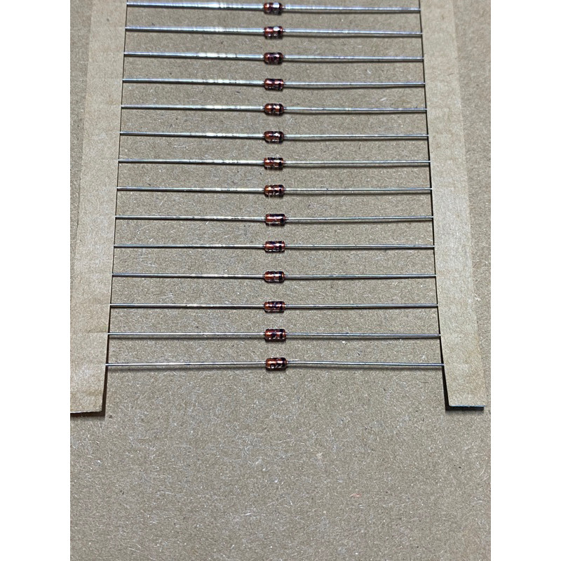 แพ็ค 100 ชิ้น Zener Diode HZ20-2 DO-35 Zener Diode (19.5V-20.4V)