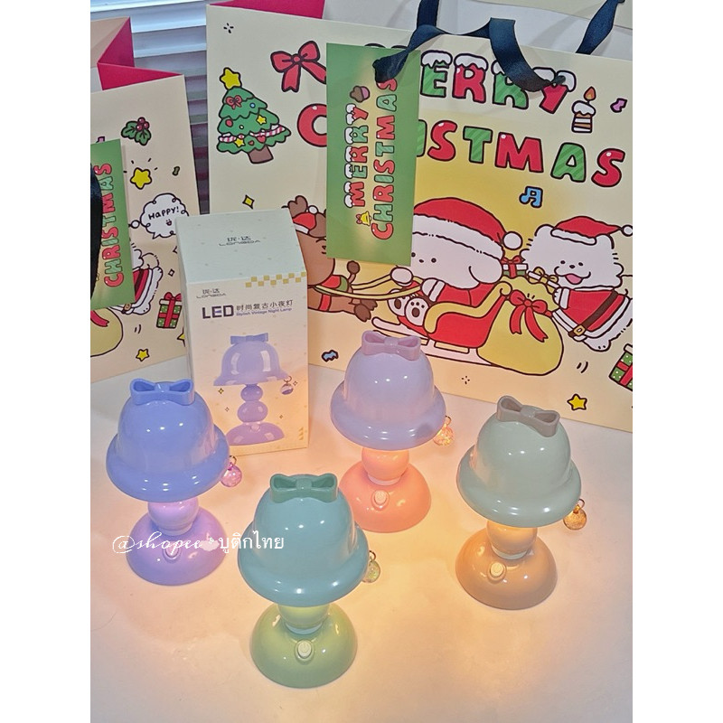 โคมไฟตั้งโต๊ะ โคมไฟกลางคืน ไฟหัวเตียง led ของขวัญคริสต์มาส 4สีให้เลือก แถมถ่านให้ ไร้สาย พร้อมส่ง