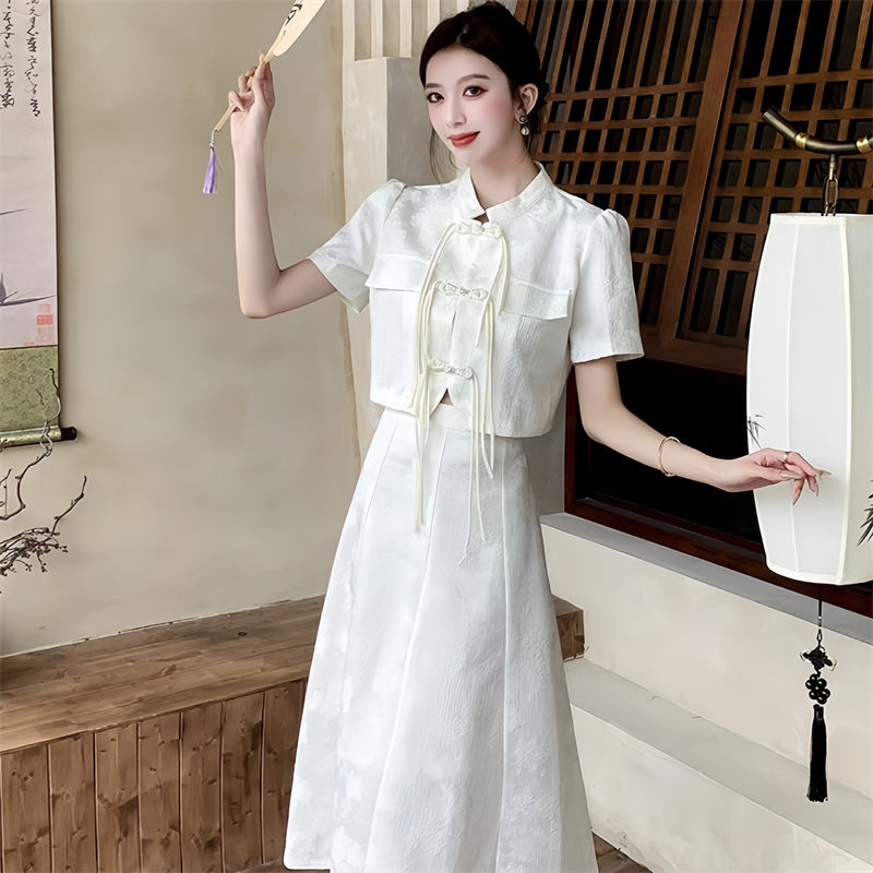 ใหม่สไตล์จีนปรับปรุงชุดเทพธิดาเสื้อแขนสั้นด้านบน + กระโปรงสไตล์จีนชุดสองชิ้นอินเทรนด์ 11.28