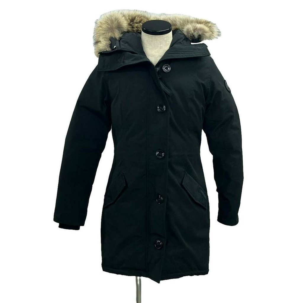 Canada Goose Down Coat Women Direct from Japan Secondhand