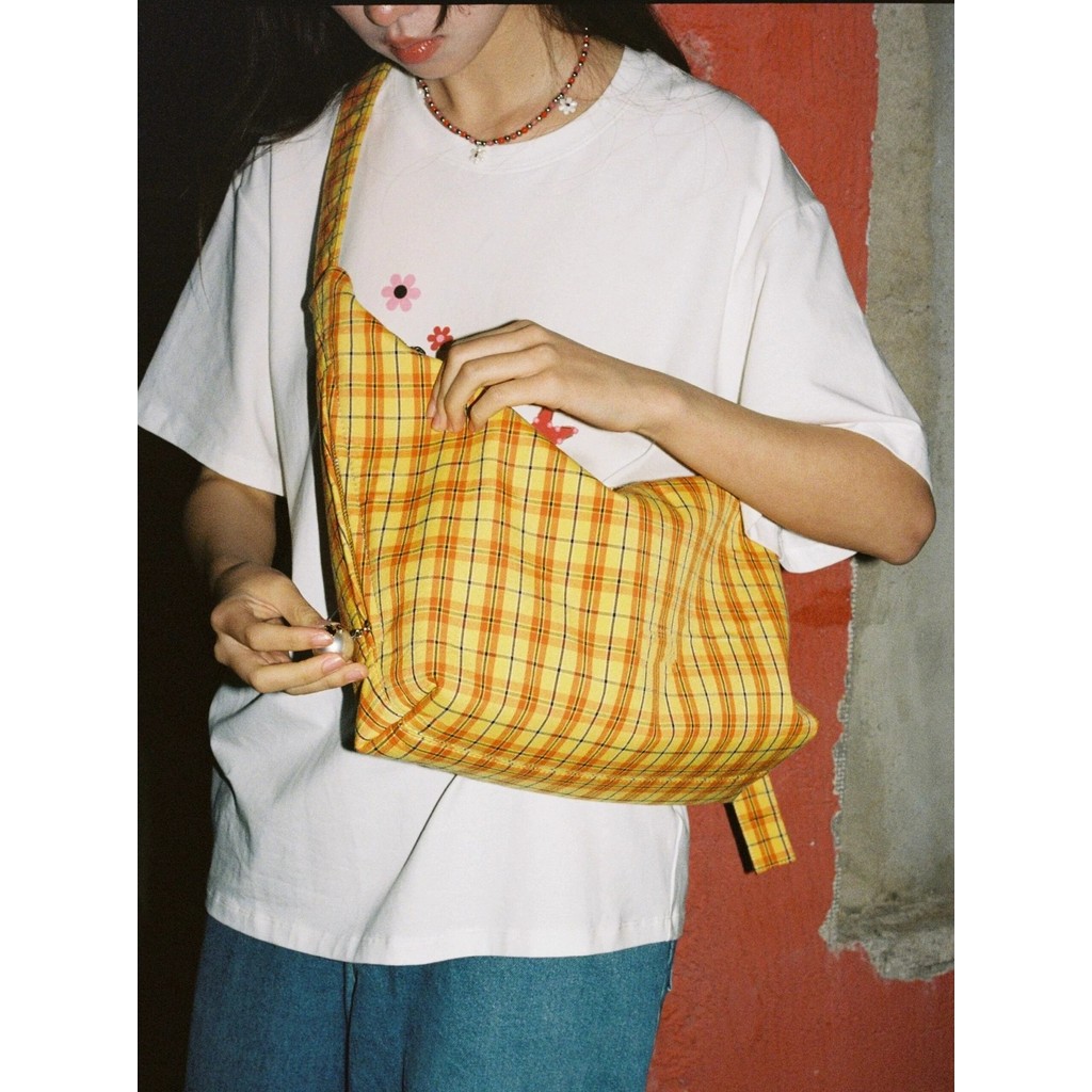 Sailing Bag Imagination Pearl ความจุขนาดใหญ่กันน้ํา Commuter Messenger Bag ไหล่ Casual Lazy All-Match Tote Bag