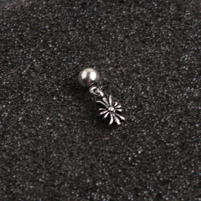 ย้อนยุคยุโรปอเมริกันพังก์ร็อคโลหะข้ามผู้ชายถนนสวมต่างหูต่างหูต่างหูต่างหูของขวัญ