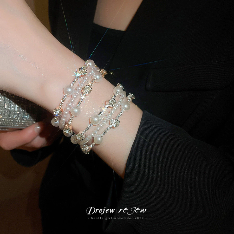 เดรช เพชรฝังมุกหลายชั้นรอบเปิดสร้อยข้อมือศาลฝรั่งเศสสไตล์สร้อยข้อมือแสงหรูหราระดับไฮเอนด์ตกแต่งมือ