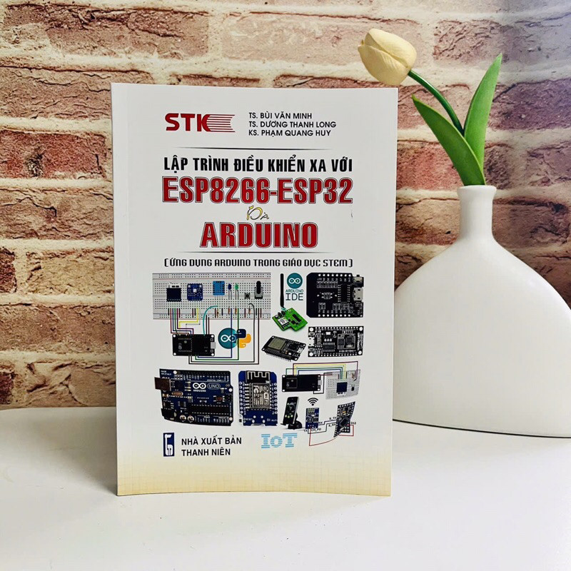 หนังสือ - การเขียนโปรแกรมควบคุมระยะไกลพร้อม ESP8266-ESP32 และ ARDUINO