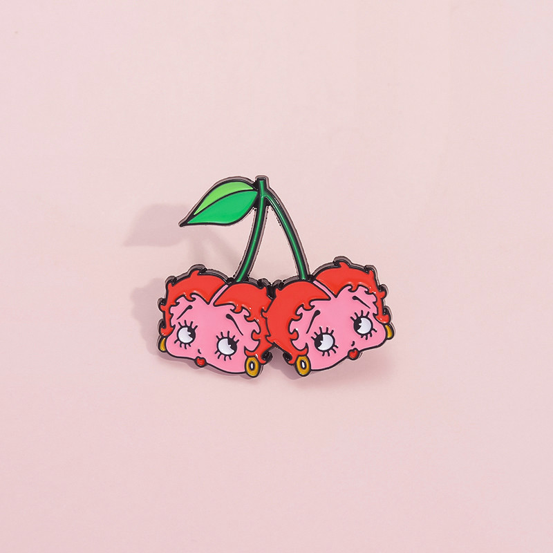 Betty Cherry Shape Anime Badge แฟชั่นและน่ารักเข็มกลัดเคลือบกระเป๋าเป้สะพายหลังเสื้อผ้าอุปกรณ์เสริมของขวัญเครื่องประดับ