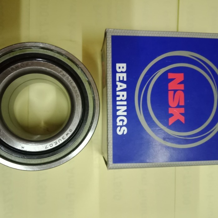 คอล้อหน้า Suzuki Apv Bearing