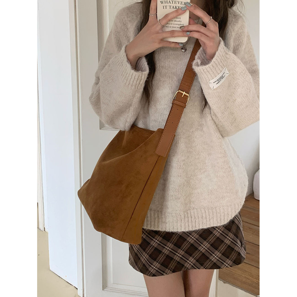 2024ใหม่สไตล์เกาหลีฤดูใบไม้ร่วงฤดูหนาว Retro แฟชั่น Suede Tote Bag