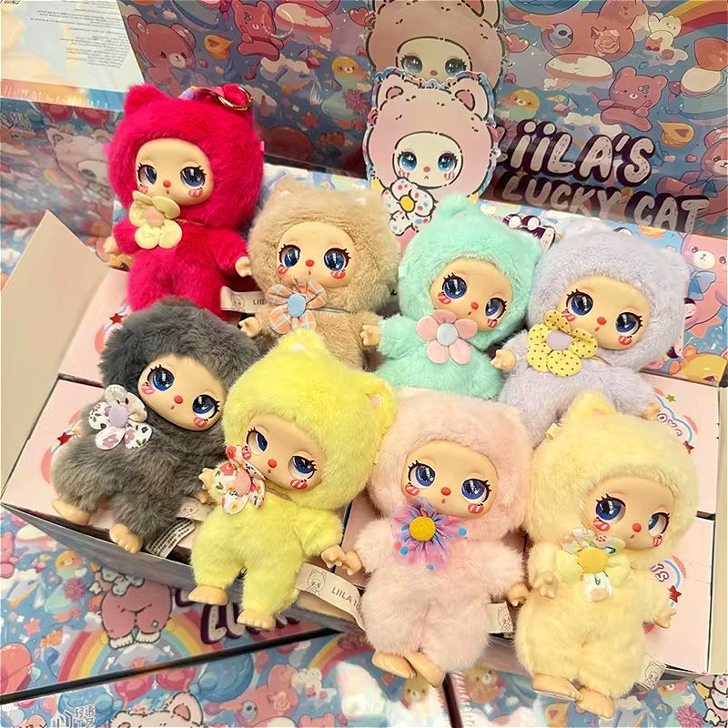 อะนิเมะ Liila Luck Cat Serise ตัวเลขการกระทํา Caja Ciega อินเทรนด์หวานน่ารักตุ๊กตาตกแต่งห้องเด็กผู้หญิง Xmas ของขวัญ