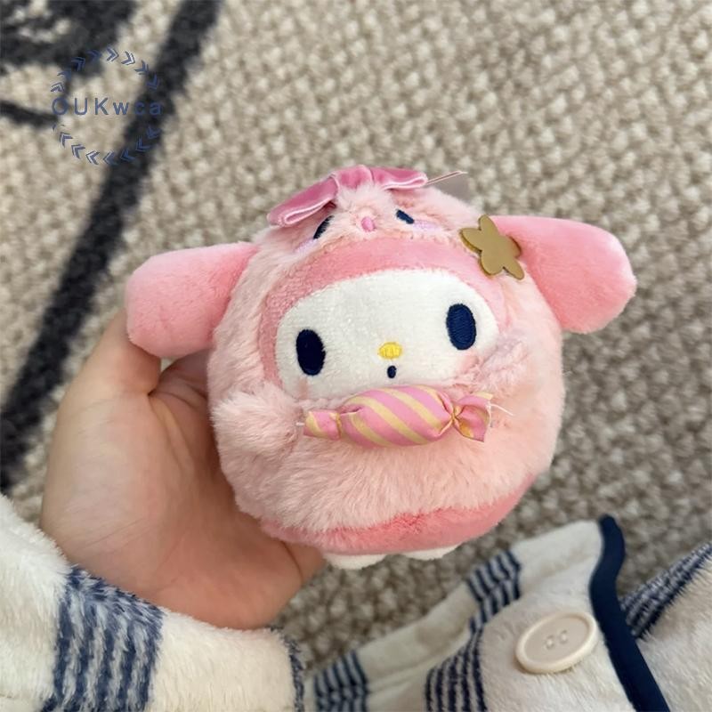 Oukwca Kawaii Ghost Sanrio Hello Kitty ของเล่นตุ๊กตาพวงกุญแจ Kuromi Cinnamoroll ตุ๊กตาตุ๊กตาจี้กุญแจรถแหวนกระเป๋าตกแต่งของขวัญเด็กใหม่