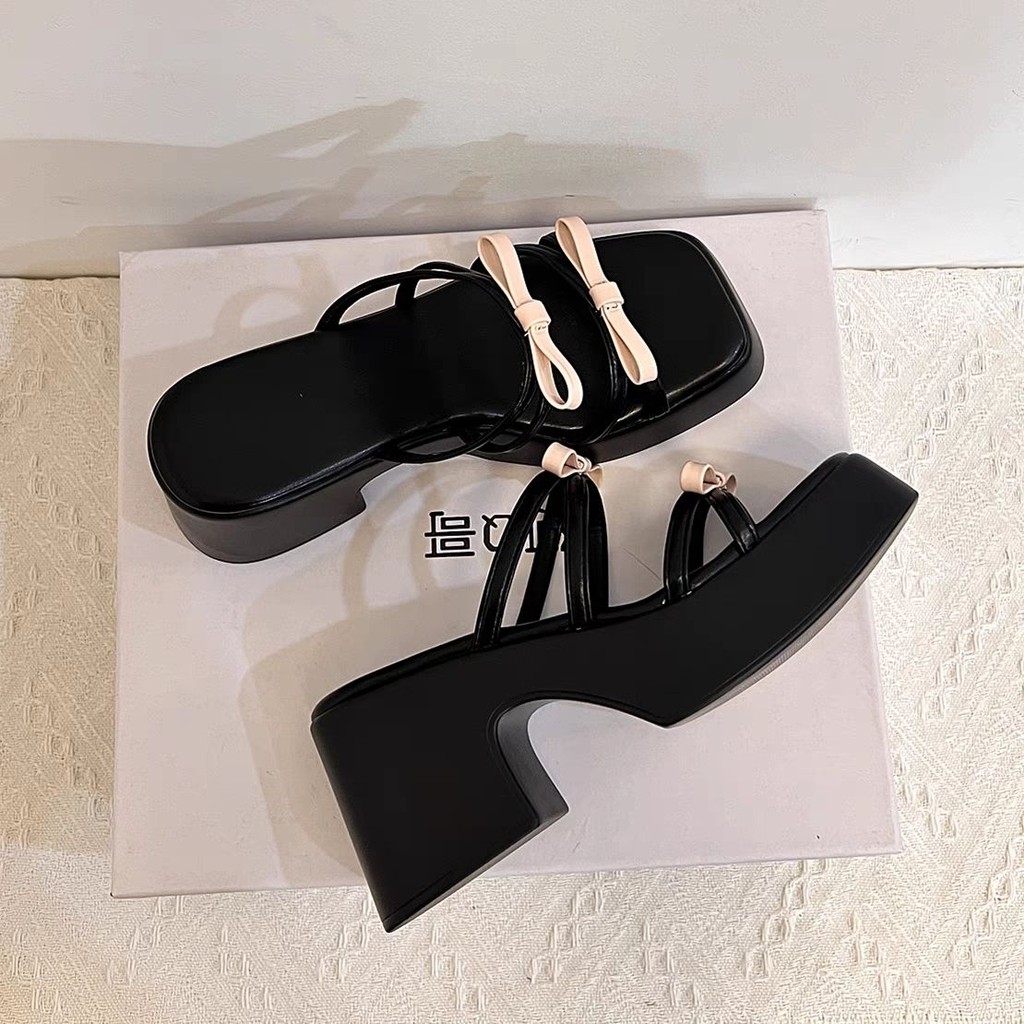 ✨รองเท้าแตะ ส้นตึก รองเท้าส้นตึก แต่งโบว์ So Cute สุดๆ สูง 6เซน แฟชั่นเรียบง่าย สวมใส่สบาย มี2 สีให้เลือก