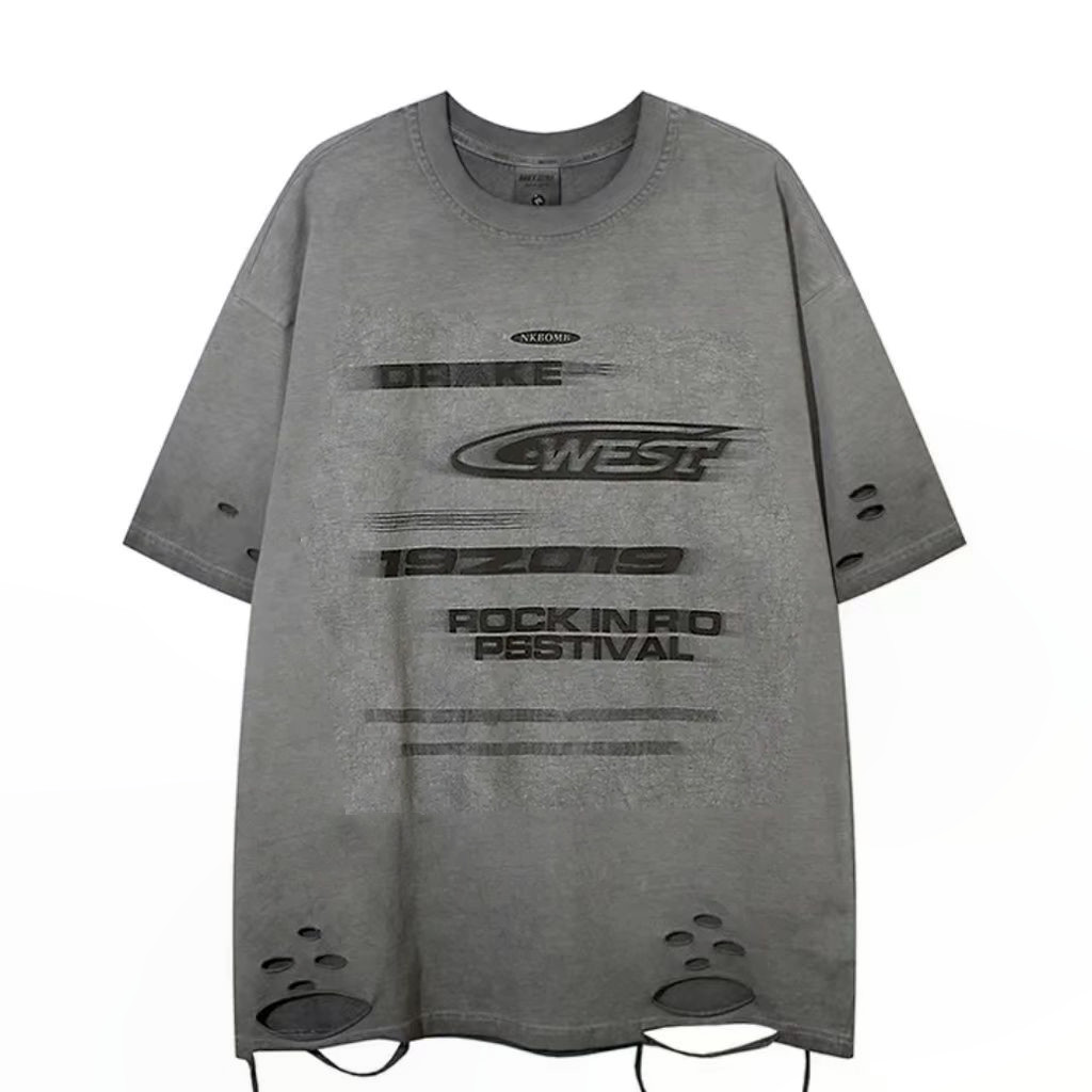 คูลชจ เสื้อยืดแขนสั้นลายวินเทจอเมริกันขาดสำหรับผู้ชาย แฟชั่นฤดูร้อนใหม่หลวมสบายเข้ากันได้ทุกชุด