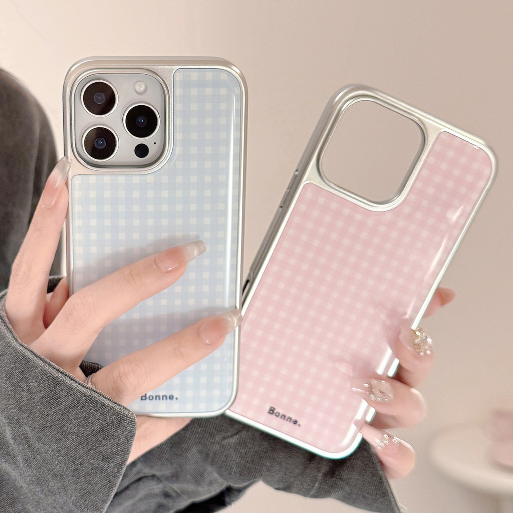 เคสโทรศัพท์พร้อมกรอบ TPU ชุบโลหะด้วยไฟฟ้า,งานฝีมือหยดเรซิน,และเคสลายตารางหมากรุกสีฟ้าและสีชมพูสําหรับ iphone XR 11 12 13 14 15 16 pro max plus กรณี