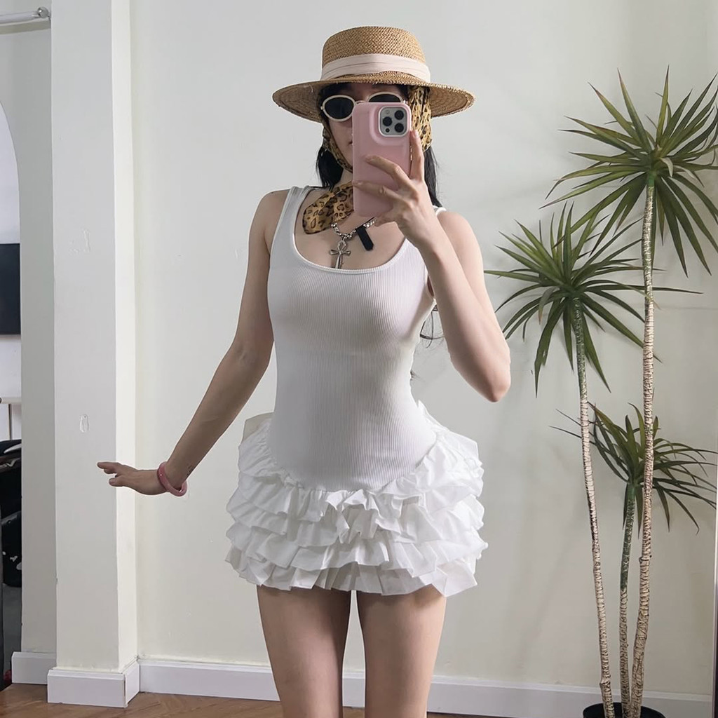 DaaLaa Store ชุดเดรสเข้ารูปคอวีสําหรับผู้หญิงพร้อมชุดชั้นใน D147