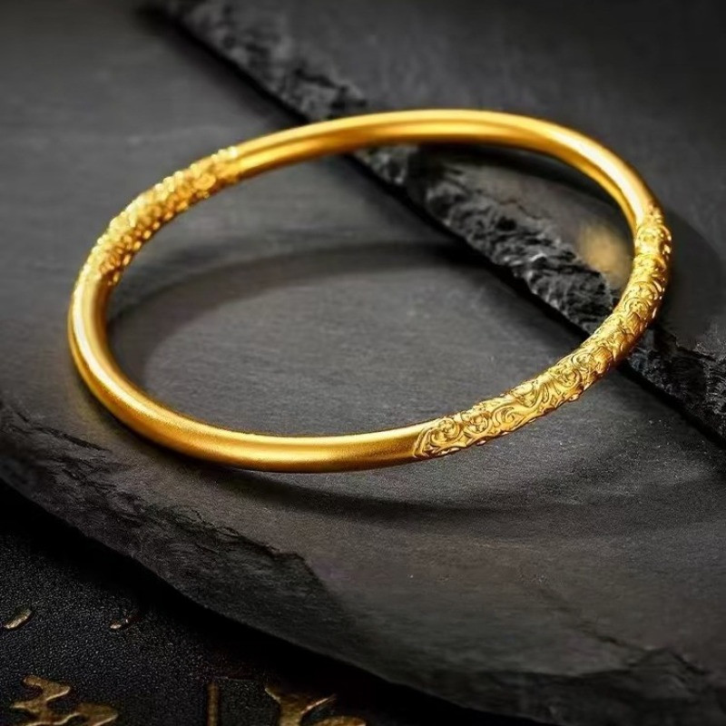 Retro Bauhinia แกะสลักหญ้ารูปแบบ Gold Solid กําไลข้อมือวงกลมเวียดนามทรายทองสร้อยข้อมือวงกลมหญิง