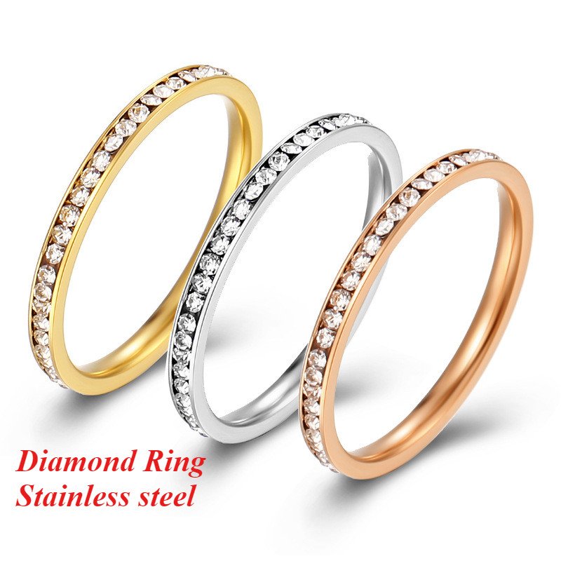 แหวนเหล็กไทเทเนียมเพชรเต็มหรูหราเรียบง่ายของขวัญประณีตและทันสมัยสําหรับเธอ