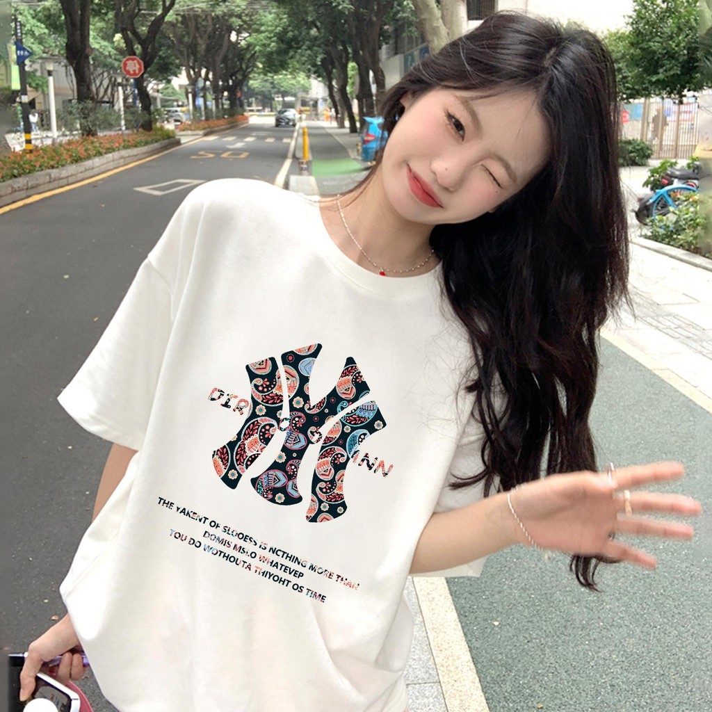 Y-T เสื้อยืดแขนสั้น ผ้าฝ้ายแท้ เสื้อยืดโอเวอร์ไซส์ พิมพ์ "DIR NY" ไม่จำกัดเพศ สวมใส่สบาย พร้อมส่งจากไทย S-4XL
