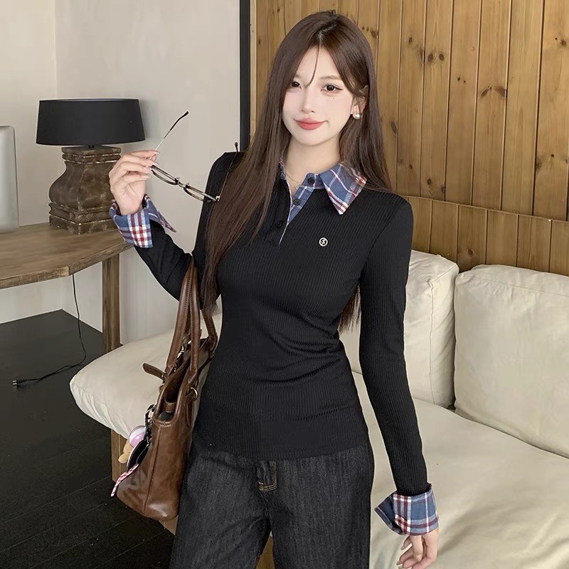 เสื้อแขนยาวผู้หญิงทรงเข้ารูปแบบคอปกโปโล ดีไซน์ลายตารางตัดต่อ สไตล์เก๋เหมือนใส่สองชิ้นในตัวเดียว