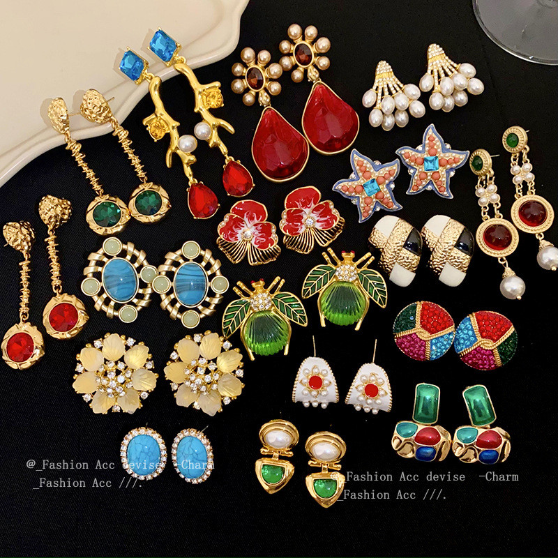 ยุโรปอเมริกันโอ้อวดต่างหูมุกโบราณอุปกรณ์เสริมสําหรับผู้หญิง