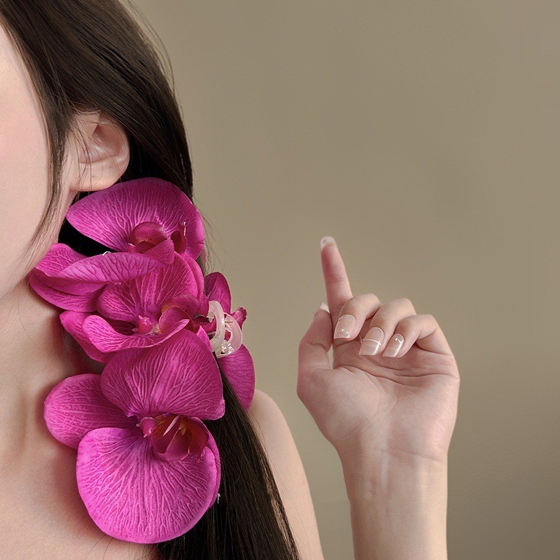 MagpieRose Red Phalaenopsis คลิปใหญ่ Bohemian Head ดอกไม้จําลองเครื่องประดับผมดอกไม้ริมทะเลสไตล์รีสอร์ทคลิปฉลาม - รูปที่ 3