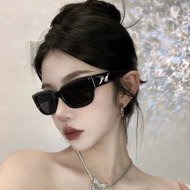 Vintage สี่เหลี่ยมผืนผ้าแว่นตากันแดดผู้หญิง Punk กรอบขนาดเล็กแว่นตากันแดด MenTrends ตาสแควร์ UV400 Shades แฟชั่นแว่นตา