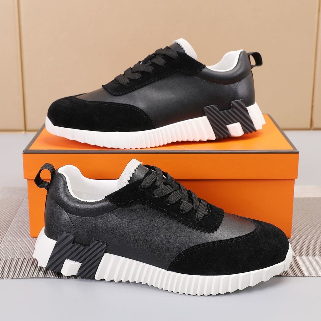 รองเท้าผ้าใบผู้ชายแบบสบายและระบายอากาศได้ใหม่ปี 2025 26CZ