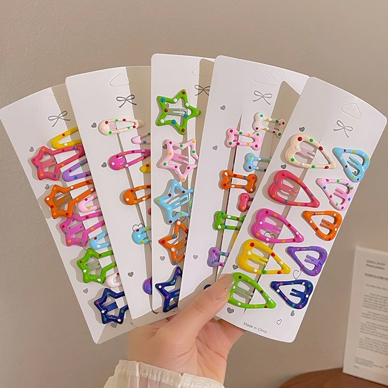 เด็กเด็กสุ่ม4ชิ้น/ล็อตมินิน่ารักที่มีสีสันBBคลิปผมคลิปด้านเรียบคลิปอุปกรณ์ผม