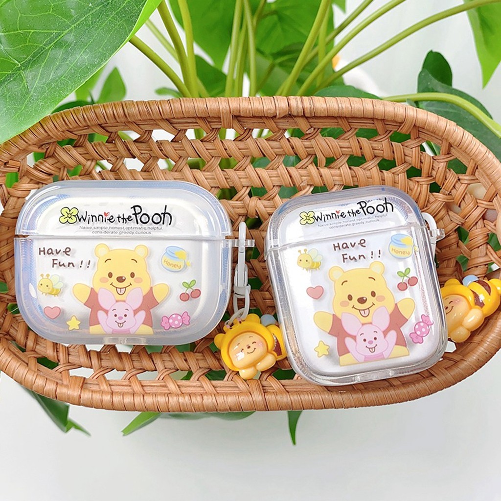 เคสหูฟังสําหรับ แอร์พอด 4 มือโปร 2 3 1การ์ตูนหมีพูห์ลายหมีใสนุ่ม ทีพียู กันกระแทกหูฟังไร้สายชุดหูฟังฝาครอบป้องกันเชลล์พร้อมจี้ป้องกันการสูญ