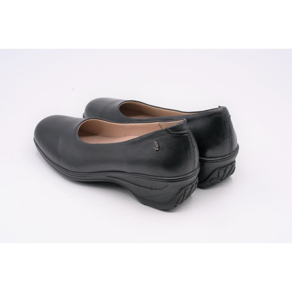 Hush Puppies รองเท้าผู้หญิง รุ่น Alyssa HP 8WDFB01B0A - สีดำ