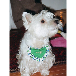 Tagi. Haha Puppy Love Drool Bib