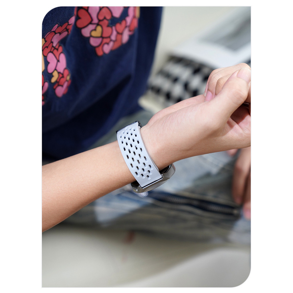 18 มม.20 22 มม.ซิลิโคนแม่เหล็กสายคล้องคอสําหรับนาฬิกา Huawei GT5 GT3 GT4 SE GT2 GT2e Watch4 Watch3 Pro GT 2 3 4 5 2e 41 มม.42 มม.43 มม.46 มม.Soft Candy สีสร้อยข้อมือกีฬา Loop