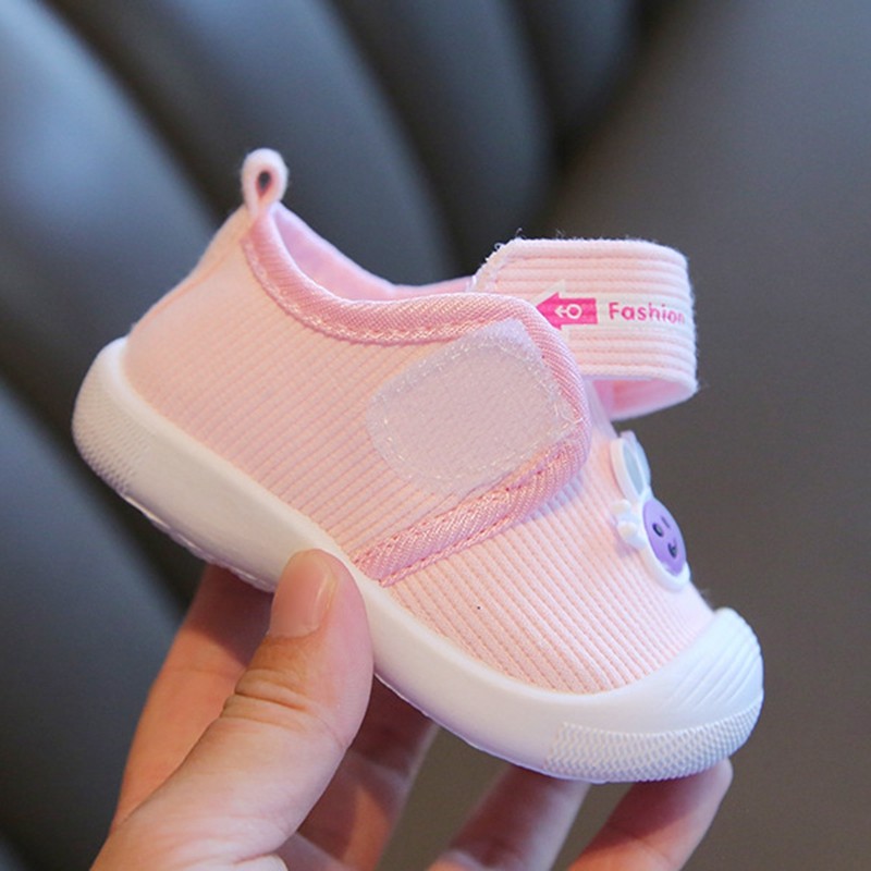 0-2 ปีเด็ก Squeaking เดินรองเท้าเด็ก Anti Slip รองเท้าเด็กวัยหัดเดินเสียงการ์ตูน Bee รองเท้าผ้าใบนุ่ม - รูปที่ 3