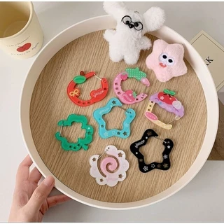 ส่งด่วน! พวงกุญแจตะขอ พวงกุญแจห้อยตุ๊กตา พวงกุญแจห้อยCharm เป็นงานอะคริลิค รูปทรงน่ารักมีหลายแบบ