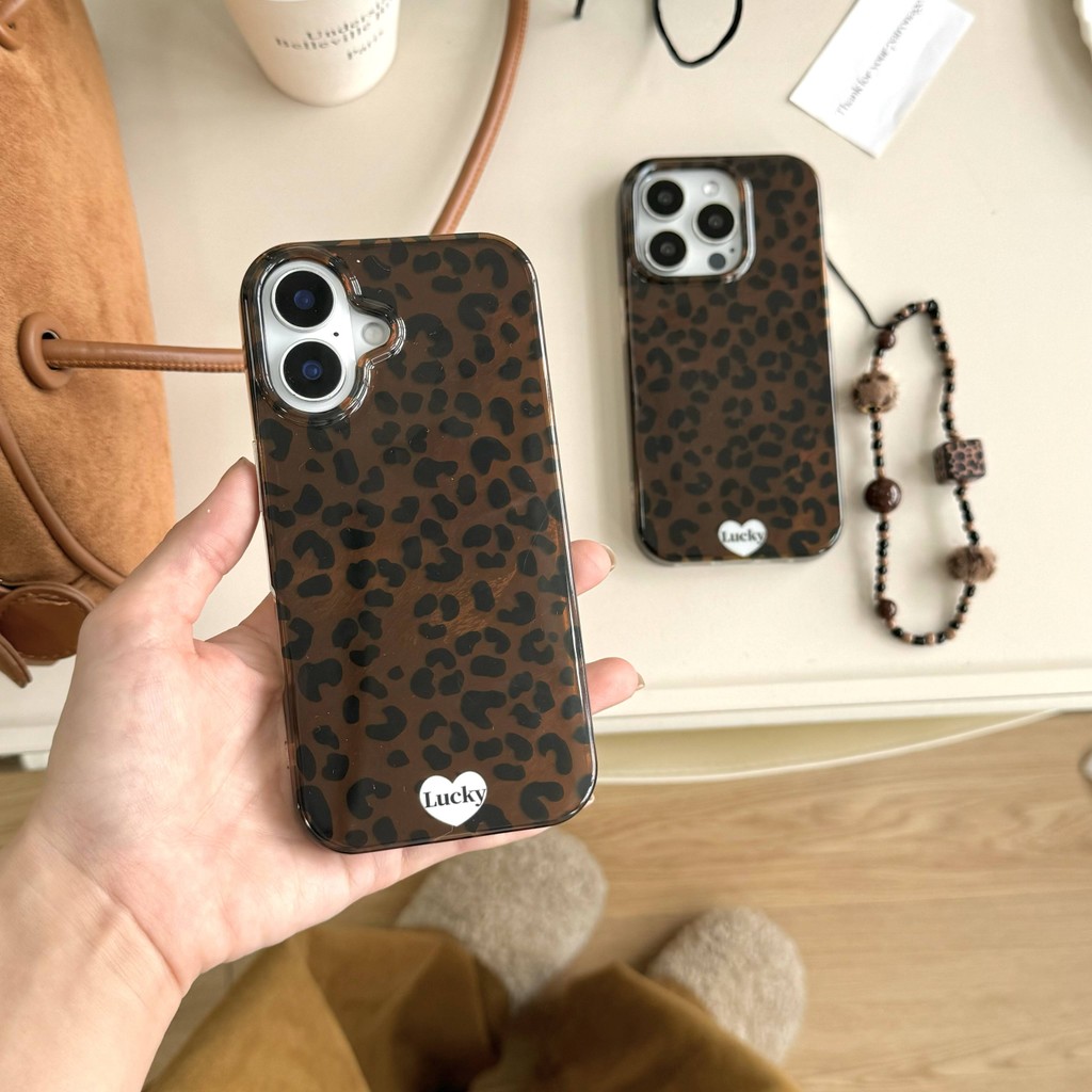 เคสไอโฟน เคสโทรศัพท์ลายเสือดาวสีเข้ม เคสไอโฟน13 ทนทาน IMD ป้องกันลื่น สำหรับ iPhone 16-13