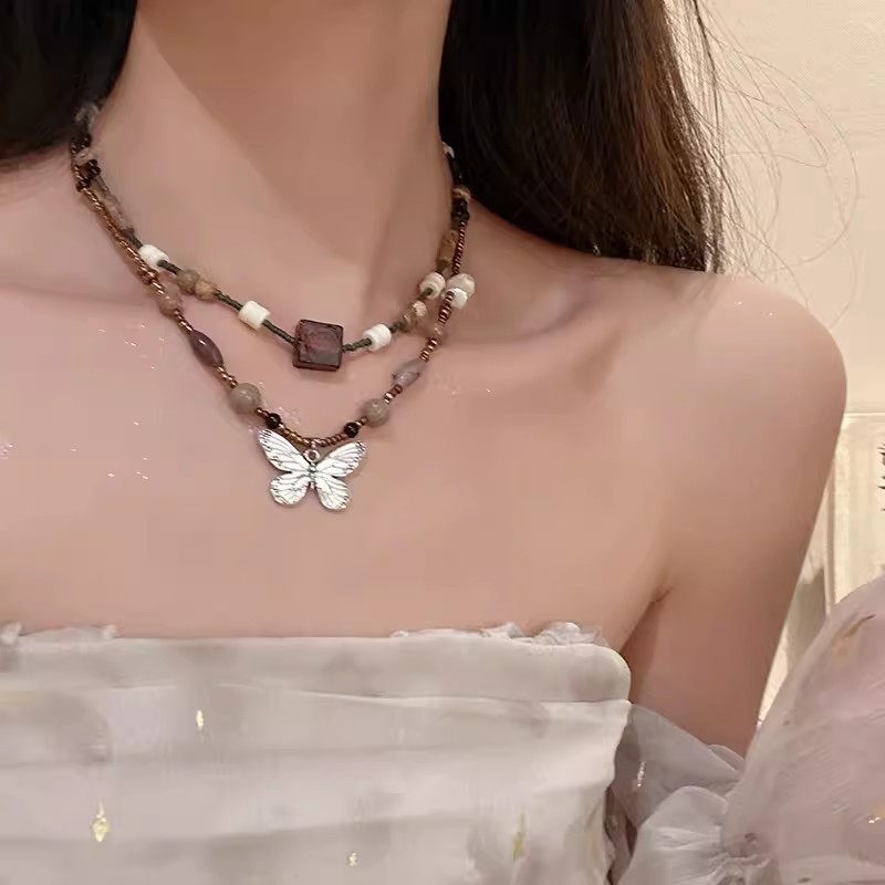 ใหม่จีนย้อนยุคซ้อนลูกปัดผีเสื้อสร้อยคอ