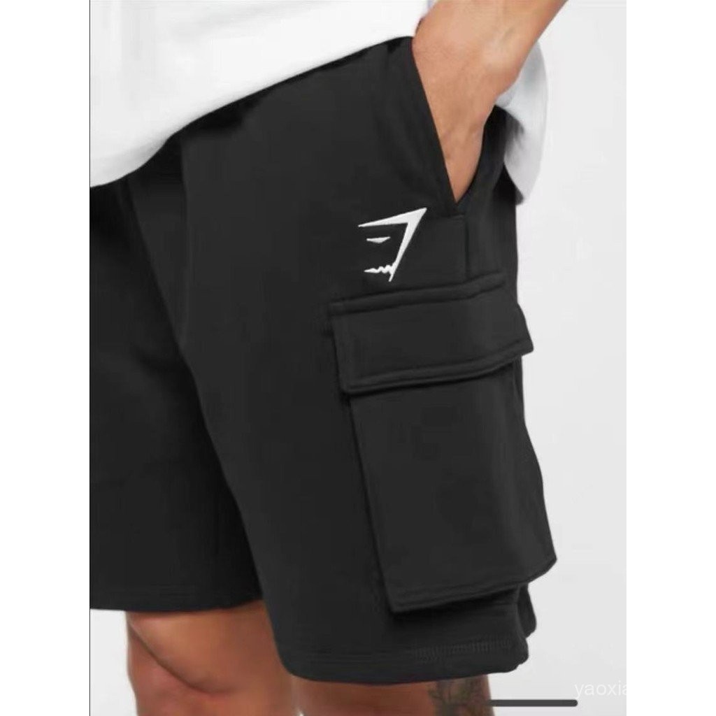 Gymshark Crest CARGO กางเกงขาสั้นผู้ชายกีฬาฟิตเนสเทรนนิ่งกางเกงผู้ชาย