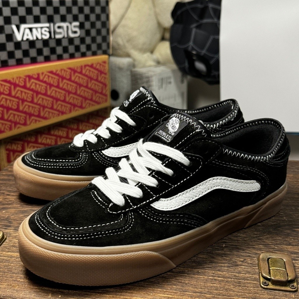 VANS rowley CLASSICS รองเท้าผ้าใบยางดิบสีเหลืองดำ