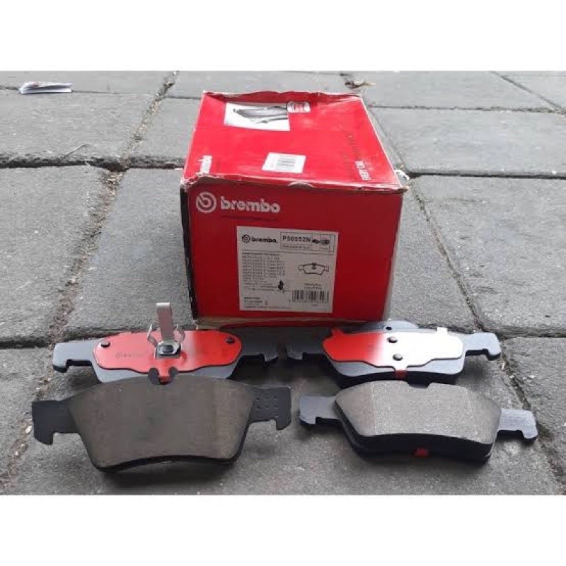 ผ้าเบรคหน้าBrembo Benz W211 ผ้าเบรคหลังMercedez Benz W211