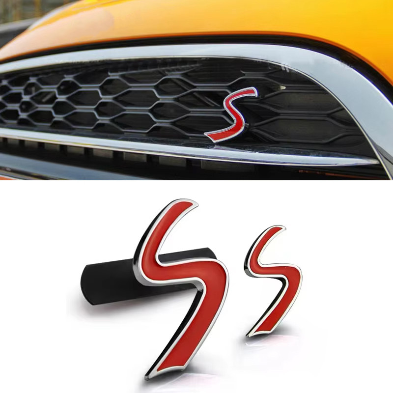 3D โลหะ S ด้านหน้า Grille สติกเกอร์สัญลักษณ์สําหรับ Mini Cooper R50 R52 R53 R56 R57 R58 R60 JCW Grill Badge Decals อุปกรณ์เสริมภายนอก
