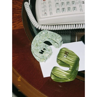 Tagi. Call me Hair Claw Clip เครื่องประดับผมผู้หญิง