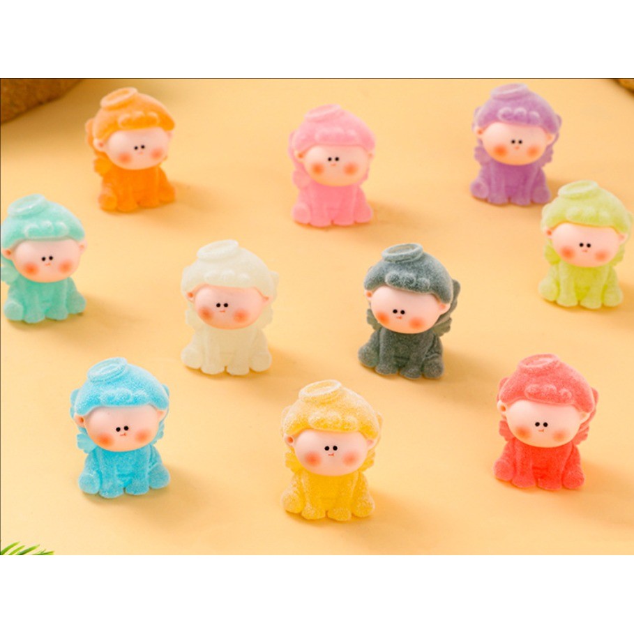 10pcs Luminous Glow Velvet Angel Labubu ขนาดเล็ก 3D เรซิ่น Charms สําหรับ DIY (7-284)