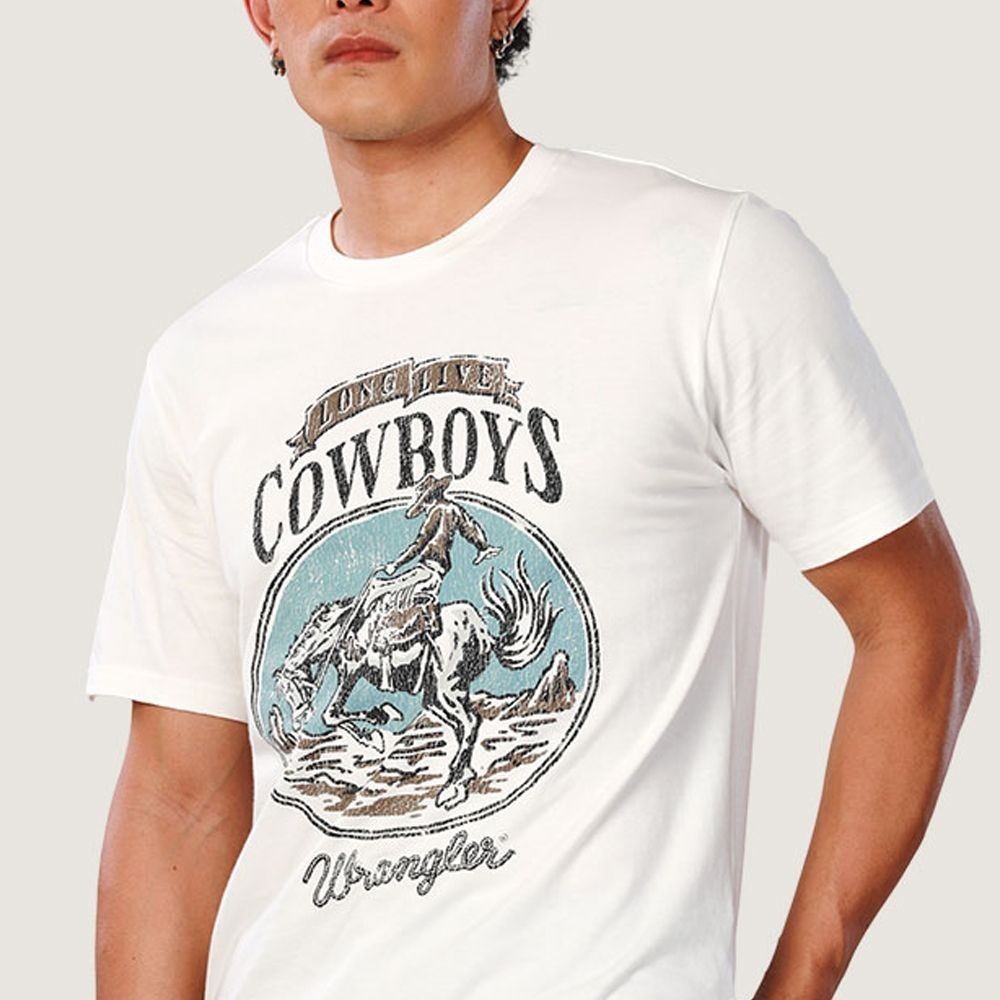 WRANGLER เสื้อยืดแขนสั้นผู้ชาย คอลเลคชั่น เสื้อยืดแขนสั้นผู้ชาย Everyday with Wrangler สีครีม