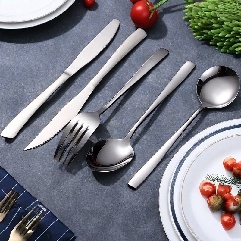 ชุดอุปกรณ์ทำอาหารสแตนเลส คุณภาพสูง ช้อนส้อม 19 ซม. ทนทาน Forks and spoons