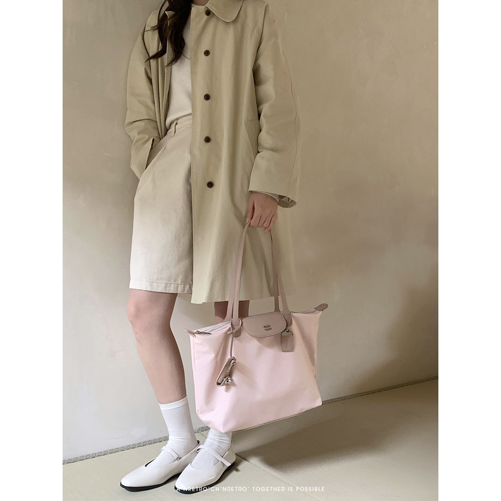 TRENDY POUCH   หวาน กระเป๋าถือ  ความจุสูง การเดินทาง ยามว่าง เรียบง่าย แบบพกพา กระเป๋าใบใหญ่
