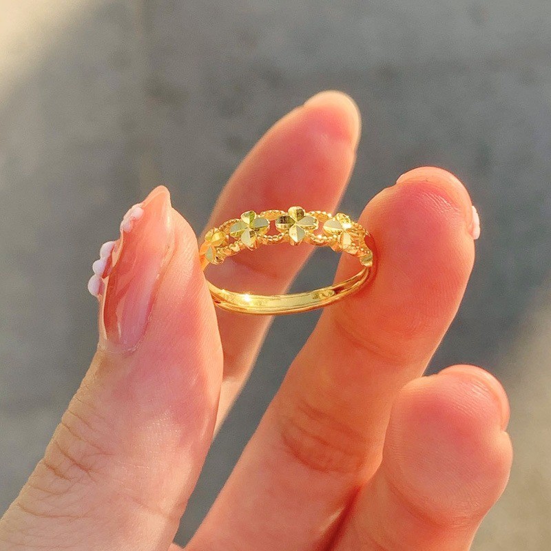 Gold Placer สามมิติ Four-leaf Clover ดอกไม้เปิดแหวนหญิงเครื่องประดับของขวัญ
