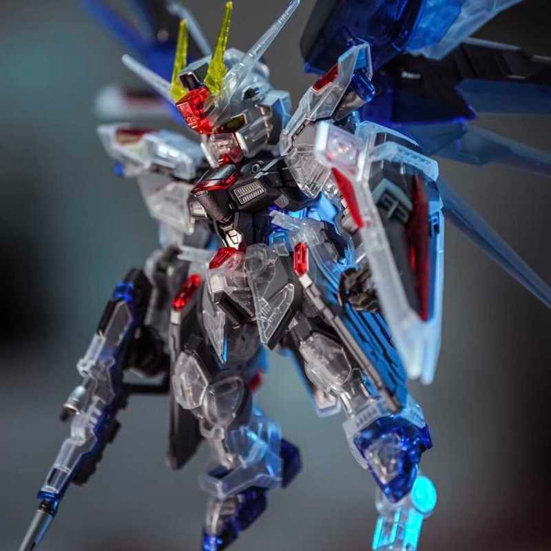 MGSD Gundam Color Transparent Freedom SEEDQ Edition BB Soldier, Light Wing Mecha Assembly Model Figure Gift